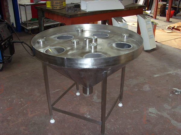 Bespoke Plate Cleaning Unit