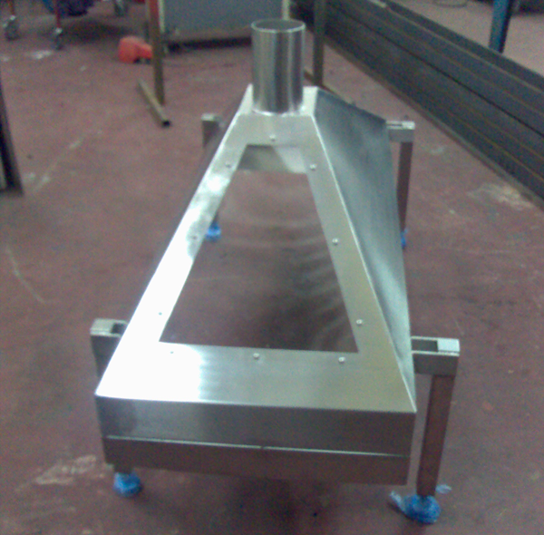 Extraction Hood Over Conveyor With Vision Panel